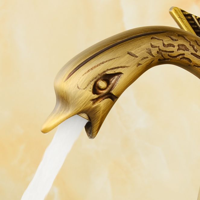 Traditional Wide Spread Bathroom Faucet 1-Handle Lavatory Faucet Clearhalo 'Bathroom Remodel & Bathroom Fixtures' 'Bathroom Sink Faucets' 'Bathroom Sinks & Faucet Components' 'bathroom_sink_faucets' 'Home Improvement' 'home_improvement' 'home_improvement_bathroom_sink_faucets' 1200x1200_535ea364-5852-4092-ac9c-1b9bc7a50d4e