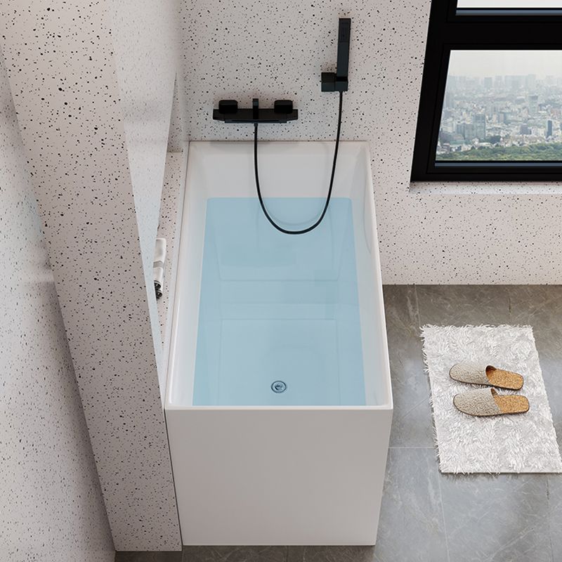 White Acrylic Bathtub Freestanding Soaking Rectangular Modern Bath Clearhalo 'Bathroom Remodel & Bathroom Fixtures' 'Bathtubs' 'Home Improvement' 'home_improvement' 'home_improvement_bathtubs' 'Showers & Bathtubs' 1200x1200_53ff52b9-9192-413b-a94a-a02f0d58ff66