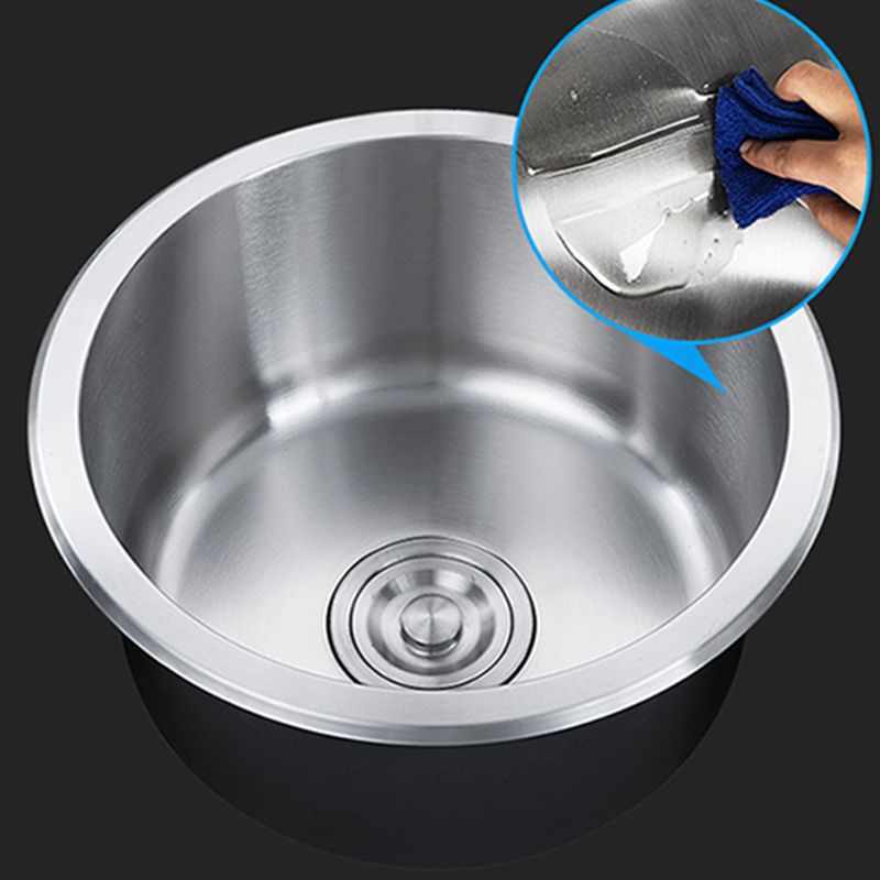 Contemporary Single Bowl Kitchen Sink Round Stainless Steel Sink with Drain Strainer Kit Clearhalo 'Home Improvement' 'home_improvement' 'home_improvement_kitchen_sinks' 'Kitchen Remodel & Kitchen Fixtures' 'Kitchen Sinks & Faucet Components' 'Kitchen Sinks' 'kitchen_sinks' 1200x1200_560d0877-e9a4-44b9-affe-cd779500f6f0