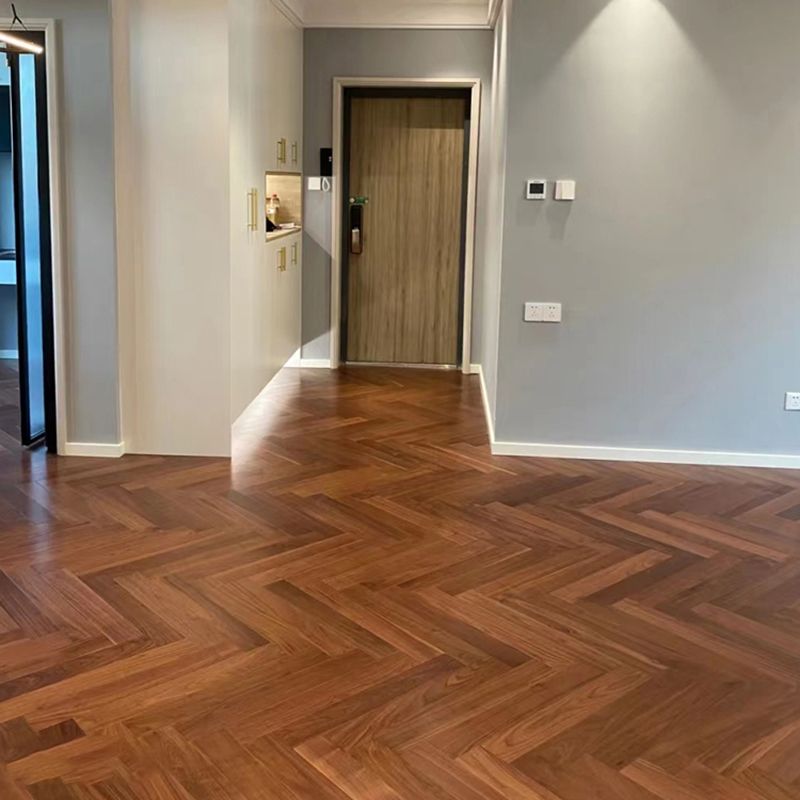 Modern Light Wood Laminate Flooring Scratch Resistance Smooth Laminate Plank Flooring Clearhalo 'Flooring 'Home Improvement' 'home_improvement' 'home_improvement_laminate_flooring' 'Laminate Flooring' 'laminate_flooring' Walls and Ceiling' 1200x1200_56710a69-36f9-4498-bdce-e212ca3061fd