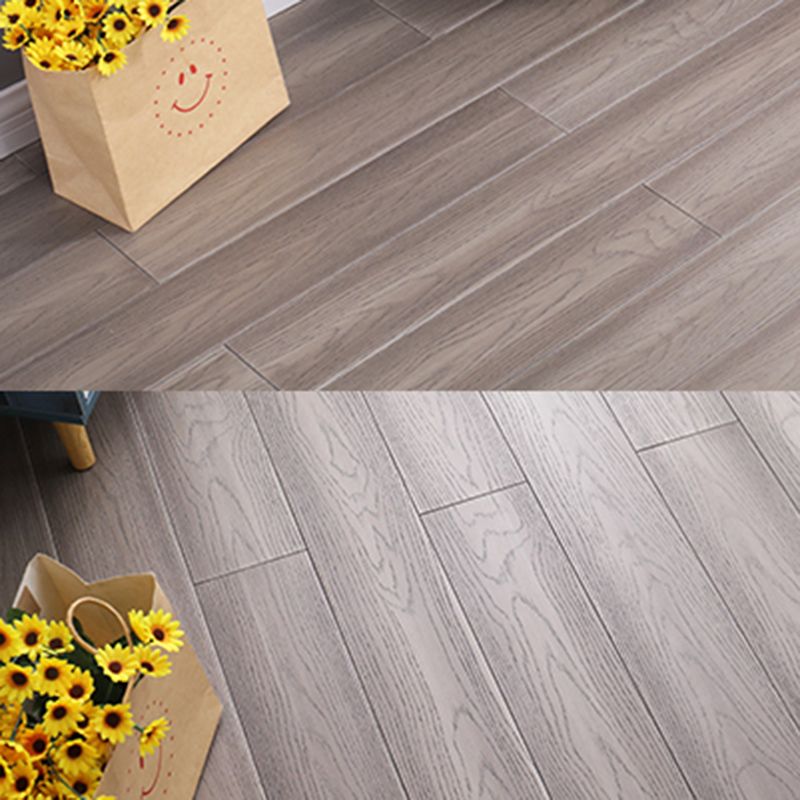 Modern Plank Flooring Solid Wood Water Resistant Staple Hardwood Flooring Clearhalo 'Flooring 'Hardwood Flooring' 'hardwood_flooring' 'Home Improvement' 'home_improvement' 'home_improvement_hardwood_flooring' Walls and Ceiling' 1200x1200_5731cd8c-9a3d-4255-a861-ab09df507171