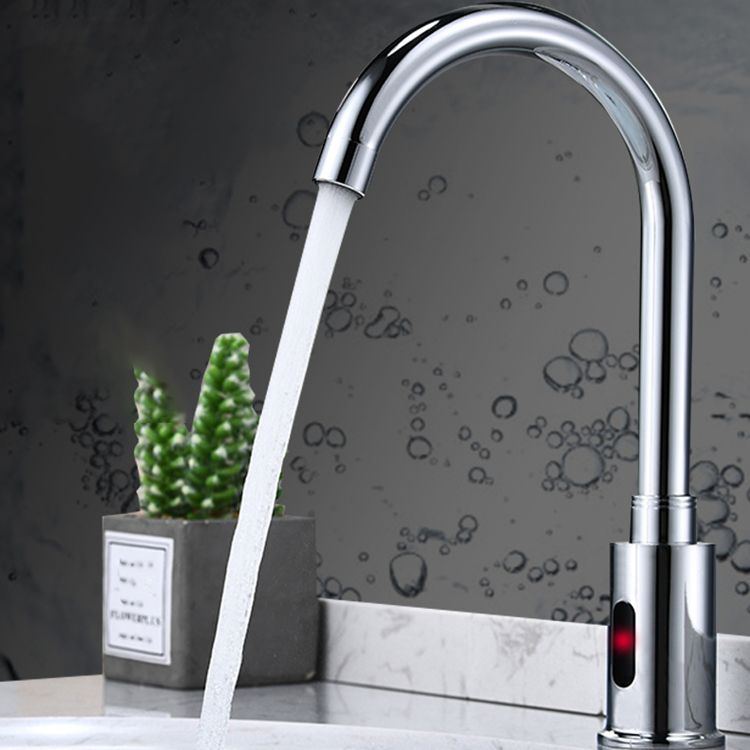 Modern Style Kitchen Faucet Gooseneck Touchless Kitchen Faucet Clearhalo 'Home Improvement' 'home_improvement' 'home_improvement_kitchen_faucets' 'Kitchen Faucets' 'Kitchen Remodel & Kitchen Fixtures' 'Kitchen Sinks & Faucet Components' 'kitchen_faucets' 1200x1200_59604845-148f-413f-971a-5562b4327446