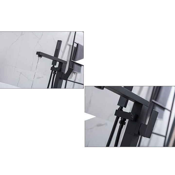 Traditional Floor Mounted Swivel Freestanding Tub Filler Metal Freestanding Faucet Clearhalo 'Bathroom Remodel & Bathroom Fixtures' 'Bathtub Faucets' 'bathtub_faucets' 'Home Improvement' 'home_improvement' 'home_improvement_bathtub_faucets' 1200x1200_5b62a3e3-318f-423e-acb1-6c48d33c27bc