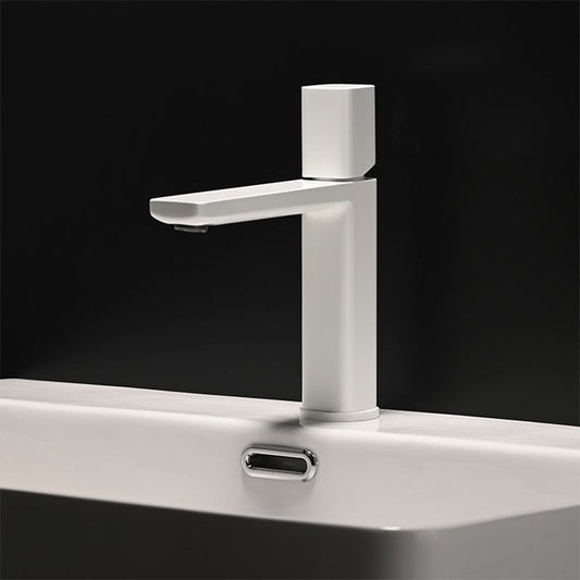 Contemporary Centerset Faucet Lever Handles Single Hole Brass Square Faucet Clearhalo 'Bathroom Remodel & Bathroom Fixtures' 'Bathroom Sink Faucets' 'Bathroom Sinks & Faucet Components' 'bathroom_sink_faucets' 'Home Improvement' 'home_improvement' 'home_improvement_bathroom_sink_faucets' 1200x1200_5bcf076e-1b48-44f6-b5a3-a5662cf3aa0a