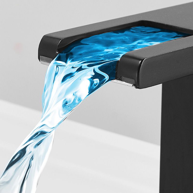 Modern Basin Lavatory Faucet Single-handle Vanity Sink Faucet Clearhalo 'Bathroom Remodel & Bathroom Fixtures' 'Bathroom Sink Faucets' 'Bathroom Sinks & Faucet Components' 'bathroom_sink_faucets' 'Home Improvement' 'home_improvement' 'home_improvement_bathroom_sink_faucets' 1200x1200_5bfb9953-e04c-4d9b-bf16-d7045445ad9f