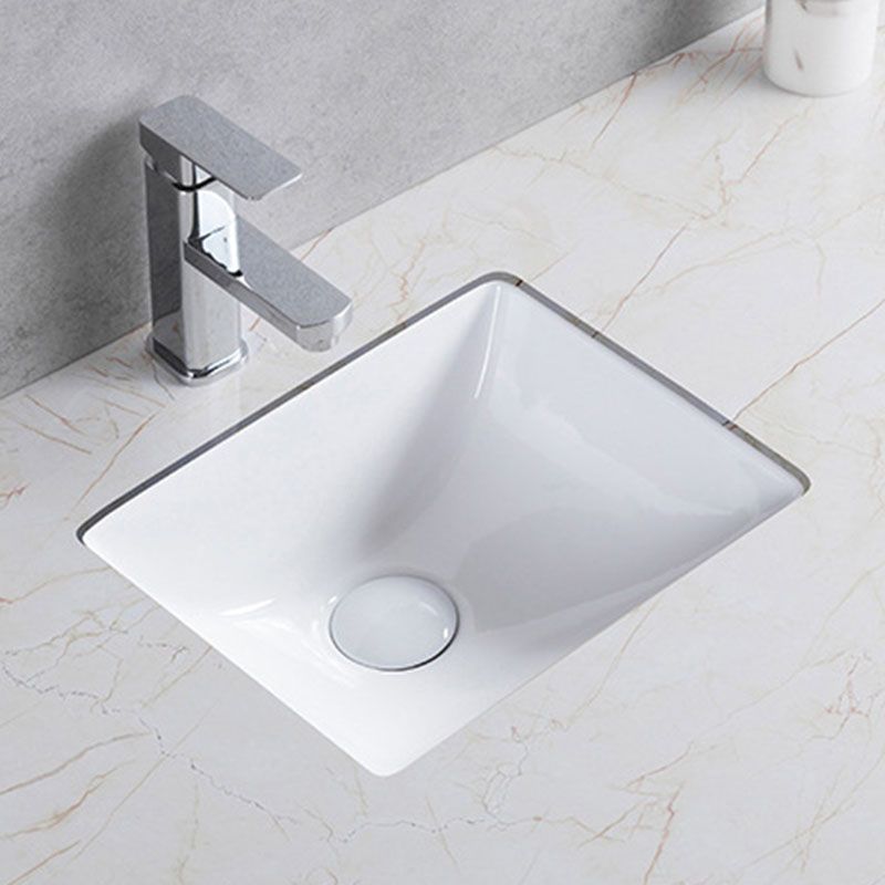 Modern Undermount Vanity Sink Round Porcelain with Pop-Up Drain Bathroom Sink Only Clearhalo 'Bathroom Remodel & Bathroom Fixtures' 'Bathroom Sinks & Faucet Components' 'Bathroom Sinks' 'bathroom_sink' 'Home Improvement' 'home_improvement' 'home_improvement_bathroom_sink' 1200x1200_5e8c6d8a-563f-4ac0-b8f8-b82e9607681e