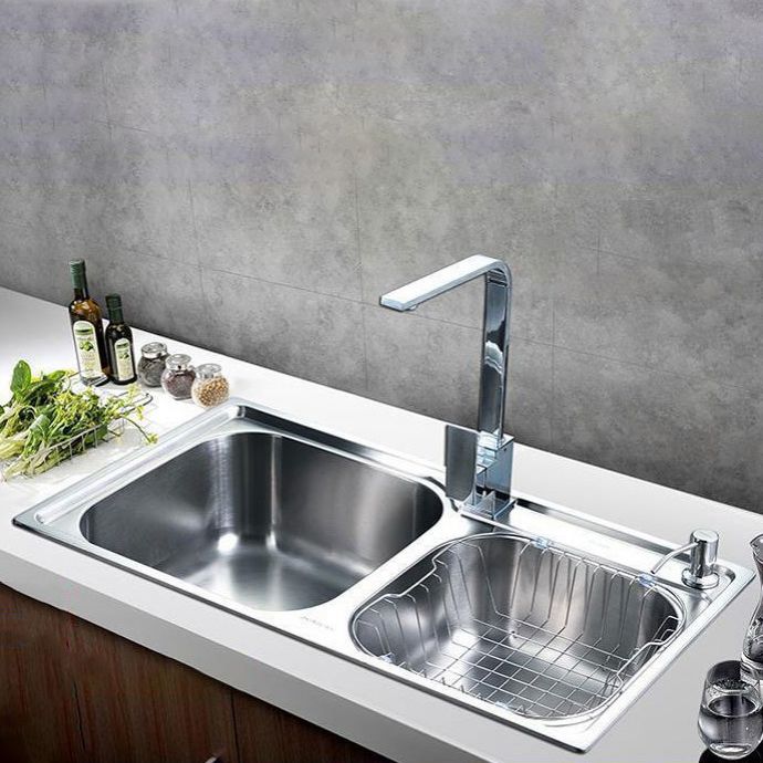 Modern Stainless Steel Kitchen Sink Double Sink Kitchen Sink with Basket Strainer Clearhalo 'Home Improvement' 'home_improvement' 'home_improvement_kitchen_sinks' 'Kitchen Remodel & Kitchen Fixtures' 'Kitchen Sinks & Faucet Components' 'Kitchen Sinks' 'kitchen_sinks' 1200x1200_5efe0f83-7326-45b4-a8ac-b9c070e93bb8