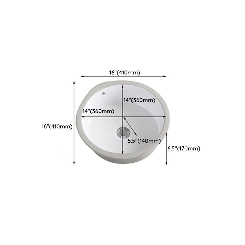 Traditional Undermount Vanity Sink Round Porcelain with Overflow Basin Sink Clearhalo 'Bathroom Remodel & Bathroom Fixtures' 'Bathroom Sinks & Faucet Components' 'Bathroom Sinks' 'bathroom_sink' 'Home Improvement' 'home_improvement' 'home_improvement_bathroom_sink' 1200x1200_5f24efc1-d3fa-4bc0-b3eb-09cba2ef5bc7
