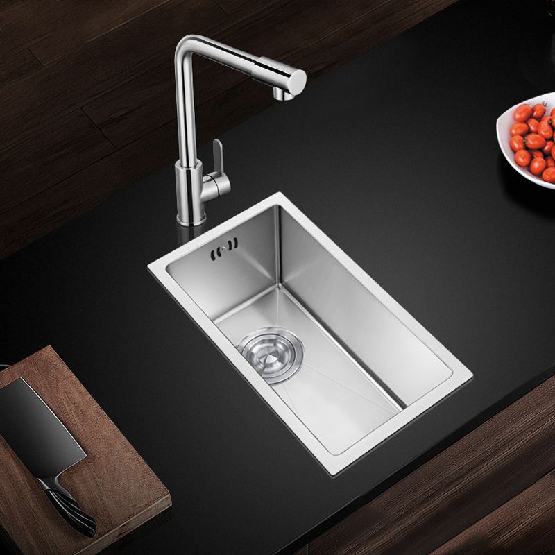 Rectangle Stainless Steel Sink Single Bowl Modern Kitchen Sink with Strainer Clearhalo 'Home Improvement' 'home_improvement' 'home_improvement_kitchen_sinks' 'Kitchen Remodel & Kitchen Fixtures' 'Kitchen Sinks & Faucet Components' 'Kitchen Sinks' 'kitchen_sinks' 1200x1200_610f2650-1f15-4199-9a80-4a185c3e7178