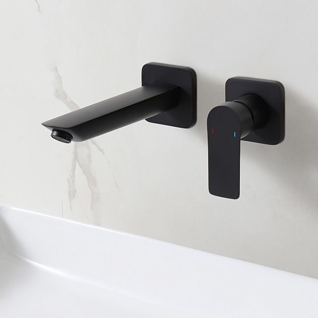 Lever Single-Handle Wall Mounted Modern Low Arc Metal Wall Mount Clearhalo 'Bathroom Remodel & Bathroom Fixtures' 'Bathtub Faucets' 'bathtub_faucets' 'Home Improvement' 'home_improvement' 'home_improvement_bathtub_faucets' 1200x1200_61f6c19d-98e0-449f-9e96-f29f80351019