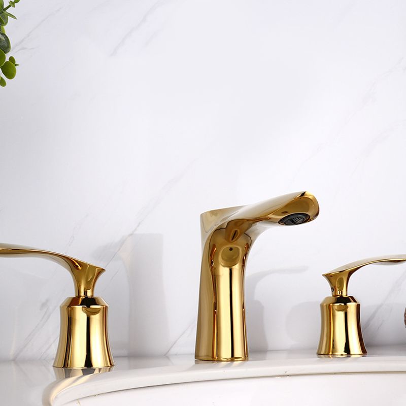 5.1" H Brass Basin Lavatory Faucet Double Handles Bathroom Faucet Clearhalo 'Bathroom Remodel & Bathroom Fixtures' 'Bathroom Sink Faucets' 'Bathroom Sinks & Faucet Components' 'bathroom_sink_faucets' 'Home Improvement' 'home_improvement' 'home_improvement_bathroom_sink_faucets' 1200x1200_62710f46-1383-4bf6-8199-1759cbe83301