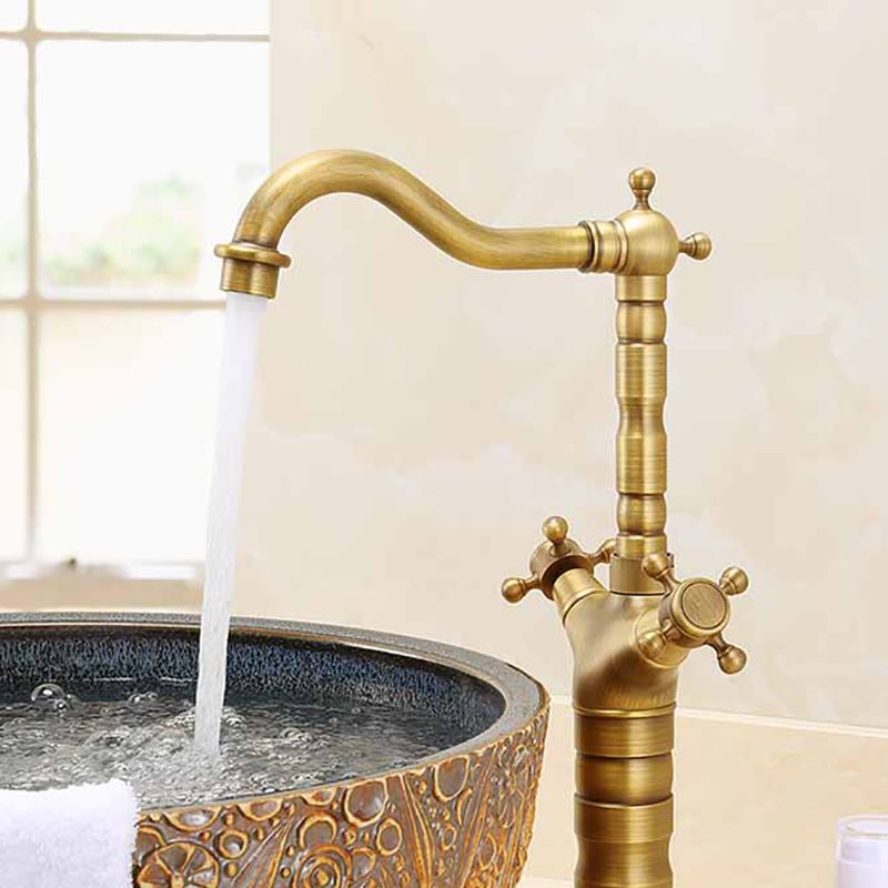 Traditional Kitchen Faucet Brass High Arc Gold Standard Kitchen Faucets with Double Handle Clearhalo 'Home Improvement' 'home_improvement' 'home_improvement_kitchen_faucets' 'Kitchen Faucets' 'Kitchen Remodel & Kitchen Fixtures' 'Kitchen Sinks & Faucet Components' 'kitchen_faucets' 1200x1200_63e03e6a-21f4-42eb-a512-3437cb1bf700