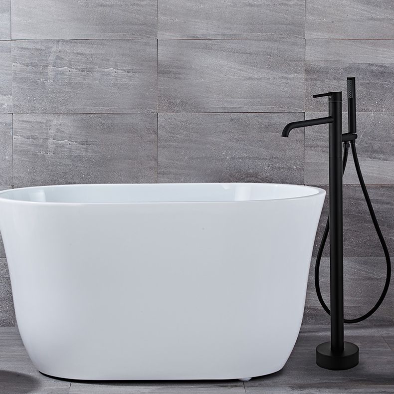 Modern Floor Mounted Metal Freestanding Tub Filler One Handle Freestanding Tub Filler Trim Clearhalo 'Bathroom Remodel & Bathroom Fixtures' 'Bathtub Faucets' 'bathtub_faucets' 'Home Improvement' 'home_improvement' 'home_improvement_bathtub_faucets' 1200x1200_64ed0b7e-6f50-469f-9dfb-7856d3bd3507