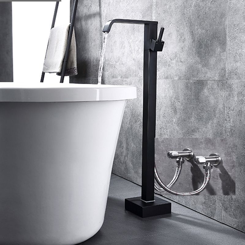 Modern Floor Mounted Metal Freestanding Tub Filler Freestanding High Arc Tub Faucet Set Clearhalo 'Bathroom Remodel & Bathroom Fixtures' 'Bathtub Faucets' 'bathtub_faucets' 'Home Improvement' 'home_improvement' 'home_improvement_bathtub_faucets' 1200x1200_66d93b6d-e7bd-4476-afea-d99a5182a2d1