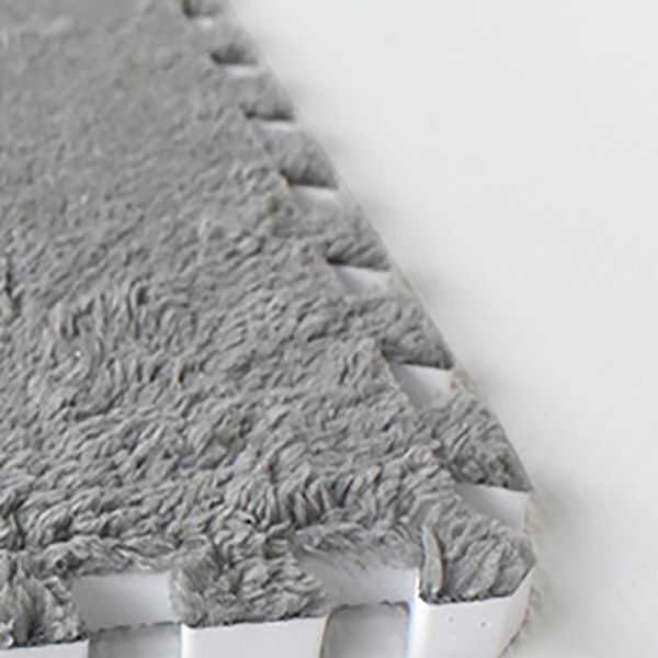 Home Indoor Carpet Tiles Level Loop Stain Resistant Square Carpet Tiles Clearhalo 'Carpet Tiles & Carpet Squares' 'carpet_tiles_carpet_squares' 'Flooring 'Home Improvement' 'home_improvement' 'home_improvement_carpet_tiles_carpet_squares' Walls and Ceiling' 1200x1200_67ef8c91-48af-4934-9a0f-bf3ec455e02e