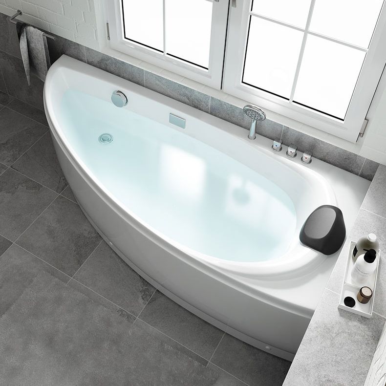 Modern Corner Bath Back to Wall Acrylic Soaking White Bathtub Clearhalo 'Bathroom Remodel & Bathroom Fixtures' 'Bathtubs' 'Home Improvement' 'home_improvement' 'home_improvement_bathtubs' 'Showers & Bathtubs' 1200x1200_6b462542-cf4d-46e1-aae0-183a5dc5dbf4