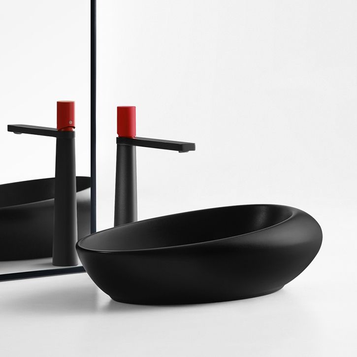 Modern Bathroom Sink Porcelain Pop-Up Drain Oval-Shape Vessel Lavatory Sink Clearhalo 'Bathroom Remodel & Bathroom Fixtures' 'Bathroom Sinks & Faucet Components' 'Bathroom Sinks' 'bathroom_sink' 'Home Improvement' 'home_improvement' 'home_improvement_bathroom_sink' 1200x1200_6beda528-e2d8-463c-b991-b7656d7a744c