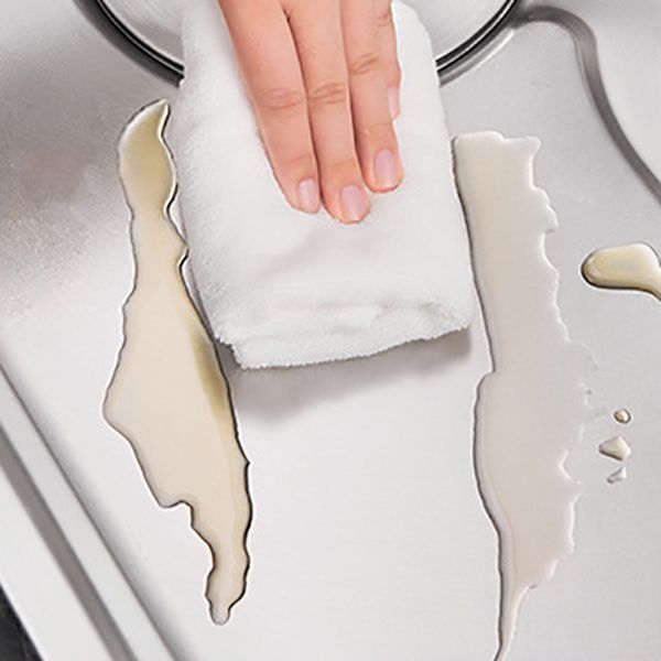 Modern Stainless Steel Sink Overflow Hole Kitchen Sink with Drain Strainer Kit Clearhalo 'Home Improvement' 'home_improvement' 'home_improvement_kitchen_sinks' 'Kitchen Remodel & Kitchen Fixtures' 'Kitchen Sinks & Faucet Components' 'Kitchen Sinks' 'kitchen_sinks' 1200x1200_70c16597-9e0c-4440-befc-637a32d5381b