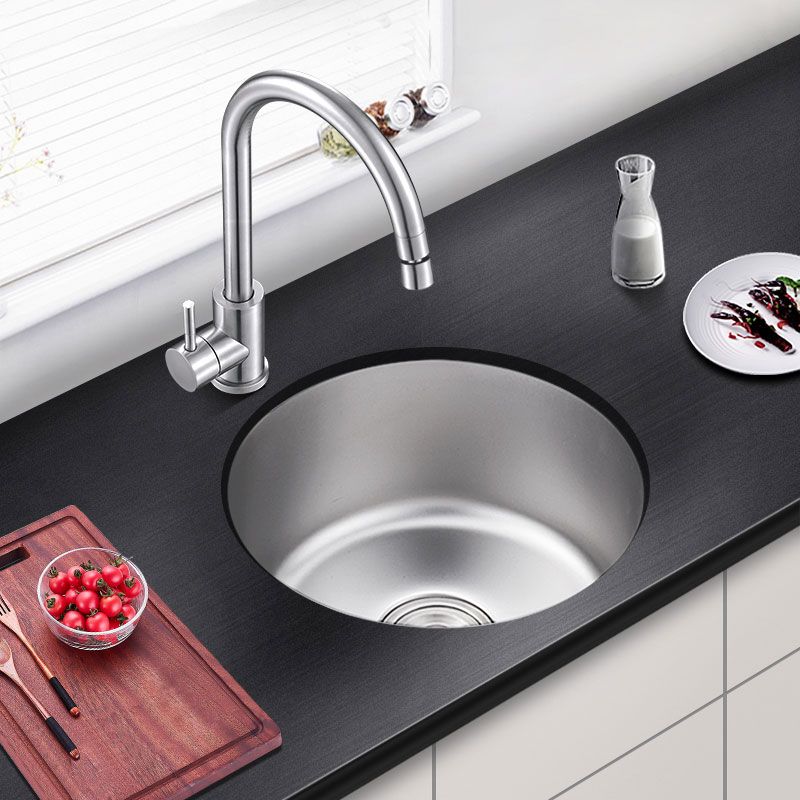 Contemporary Kitchen Sink Stainless Steel Kitchen Sink with Round Shape Clearhalo 'Home Improvement' 'home_improvement' 'home_improvement_kitchen_sinks' 'Kitchen Remodel & Kitchen Fixtures' 'Kitchen Sinks & Faucet Components' 'Kitchen Sinks' 'kitchen_sinks' 1200x1200_72054b6d-9737-43a0-b6b8-446d6d45a708