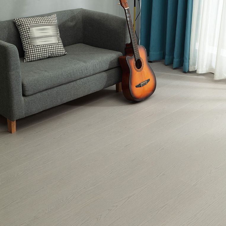 Modern E0 Solid Wood Laminate Flooring in Natural, Click-Lock, Waterproof Clearhalo 'Flooring 'Home Improvement' 'home_improvement' 'home_improvement_laminate_flooring' 'Laminate Flooring' 'laminate_flooring' Walls and Ceiling' 1200x1200_73fc137d-5379-4909-bfee-b7e749bd5d49