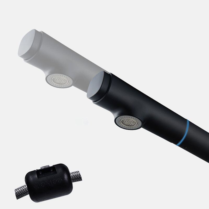 Modern Style Bar Faucet Copper Lever Handle Gooseneck Bar Faucet in Black Clearhalo 'Home Improvement' 'home_improvement' 'home_improvement_kitchen_faucets' 'Kitchen Faucets' 'Kitchen Remodel & Kitchen Fixtures' 'Kitchen Sinks & Faucet Components' 'kitchen_faucets' 1200x1200_75844e51-6d57-4eb9-9e1f-313bba76f4ea