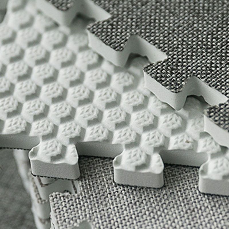 Carpet Tile Non-Skid Fade Resistant Solid Color Interlocking Carpet Tiles Dining Room Clearhalo 'Carpet Tiles & Carpet Squares' 'carpet_tiles_carpet_squares' 'Flooring 'Home Improvement' 'home_improvement' 'home_improvement_carpet_tiles_carpet_squares' Walls and Ceiling' 1200x1200_758a50a0-acfa-4288-acbb-4041ccb76c9d