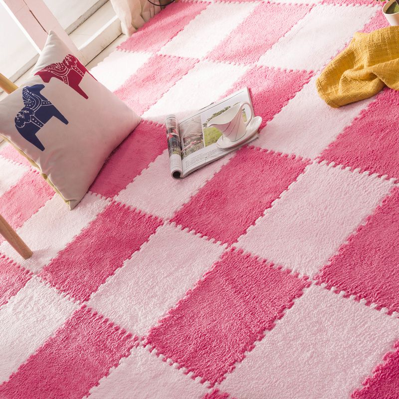 Indoor Carpet Tiles Color Block Interlocking Stain Resistant Carpet Tiles Clearhalo 'Carpet Tiles & Carpet Squares' 'carpet_tiles_carpet_squares' 'Flooring 'Home Improvement' 'home_improvement' 'home_improvement_carpet_tiles_carpet_squares' Walls and Ceiling' 1200x1200_7a6b7d3e-955d-4f33-8830-ed01a3a9e4a6