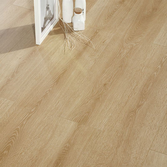 Modern Simple Laminate Floor Solid Wood Laminate Floor with Scratch Resistant Clearhalo 'Flooring 'Home Improvement' 'home_improvement' 'home_improvement_laminate_flooring' 'Laminate Flooring' 'laminate_flooring' Walls and Ceiling' 1200x1200_7b3b3529-cf3b-428c-b454-3ebc2bcc351d