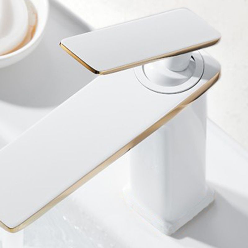 Single Hole Vanity Sink Faucet 6.69" H Modern Luxury Basin Faucet Clearhalo 'Bathroom Remodel & Bathroom Fixtures' 'Bathroom Sink Faucets' 'Bathroom Sinks & Faucet Components' 'bathroom_sink_faucets' 'Home Improvement' 'home_improvement' 'home_improvement_bathroom_sink_faucets' 1200x1200_7b42872b-4411-4d0e-a847-c370ba5fb5ee