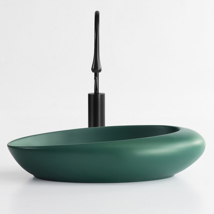 Modern Vessel Bathroom Sink Porcelain Oval Shut-Off Valve Included Vessel Clearhalo 'Bathroom Remodel & Bathroom Fixtures' 'Bathroom Sinks & Faucet Components' 'Bathroom Sinks' 'bathroom_sink' 'Home Improvement' 'home_improvement' 'home_improvement_bathroom_sink' 1200x1200_7bacc9cc-ac9f-436e-ab33-8823e83a556a