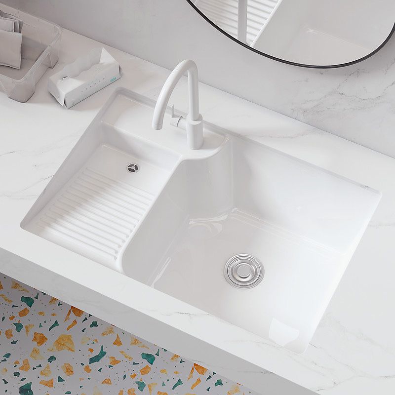 Modern Centerset Faucet Single Hole Lever Handles Centerset Bathroom Sink Faucet Clearhalo 'Bathroom Remodel & Bathroom Fixtures' 'Bathroom Sinks & Faucet Components' 'Bathroom Sinks' 'bathroom_sink' 'Home Improvement' 'home_improvement' 'home_improvement_bathroom_sink' 1200x1200_7e96aa4a-e3f0-4ab4-81ab-5ec7d0904cc9