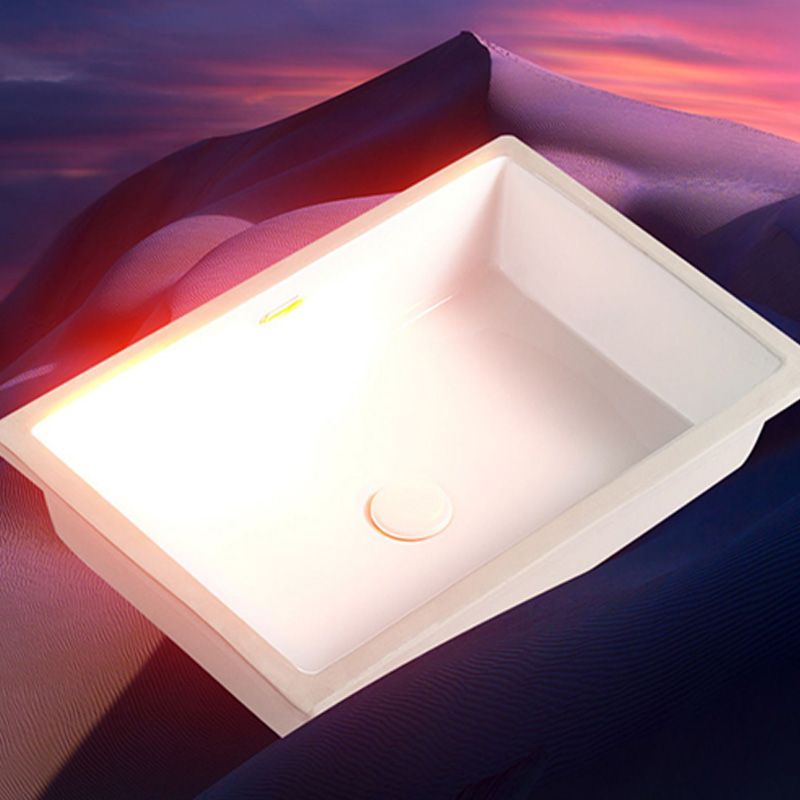 Modern Style Bathroom Sink Undermount Ceramic Bathroom Sink in White Clearhalo 'Bathroom Remodel & Bathroom Fixtures' 'Bathroom Sinks & Faucet Components' 'Bathroom Sinks' 'bathroom_sink' 'Home Improvement' 'home_improvement' 'home_improvement_bathroom_sink' 1200x1200_7f03b599-6edc-4b82-9173-39ee2d7d1da7