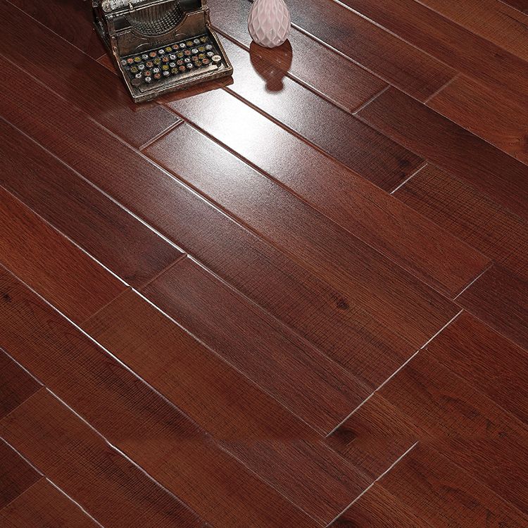 Modern Laminate Flooring Click Lock Scratch Resistant with Wax Coating Clearhalo 'Flooring 'Home Improvement' 'home_improvement' 'home_improvement_laminate_flooring' 'Laminate Flooring' 'laminate_flooring' Walls and Ceiling' 1200x1200_815663c2-f781-48c9-91d9-ebb6565113d6
