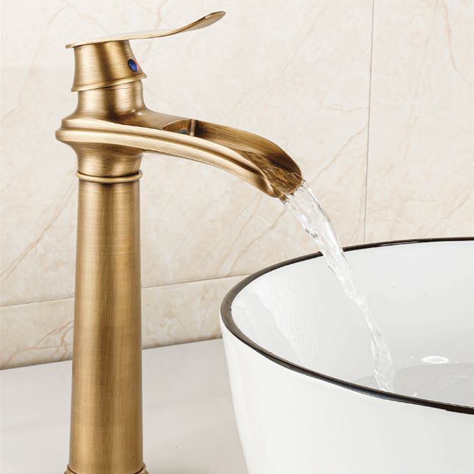 Vessel Faucet Waterfall Spout Traditional Circular Lever Handle Vanity Sink Faucet Clearhalo 'Bathroom Remodel & Bathroom Fixtures' 'Bathroom Sink Faucets' 'Bathroom Sinks & Faucet Components' 'bathroom_sink_faucets' 'Home Improvement' 'home_improvement' 'home_improvement_bathroom_sink_faucets' 1200x1200_81cf4054-bac8-4573-b454-120a7009e1df