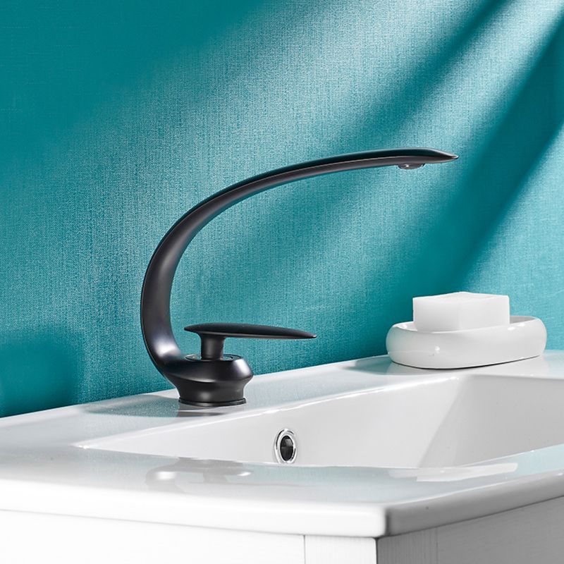 Luxury Single Handle Sink Faucet Brass Bathroom Gooseneck Faucet Clearhalo 'Bathroom Remodel & Bathroom Fixtures' 'Bathroom Sink Faucets' 'Bathroom Sinks & Faucet Components' 'bathroom_sink_faucets' 'Home Improvement' 'home_improvement' 'home_improvement_bathroom_sink_faucets' 1200x1200_8336d9b1-382c-42fe-8abd-9285589955d4
