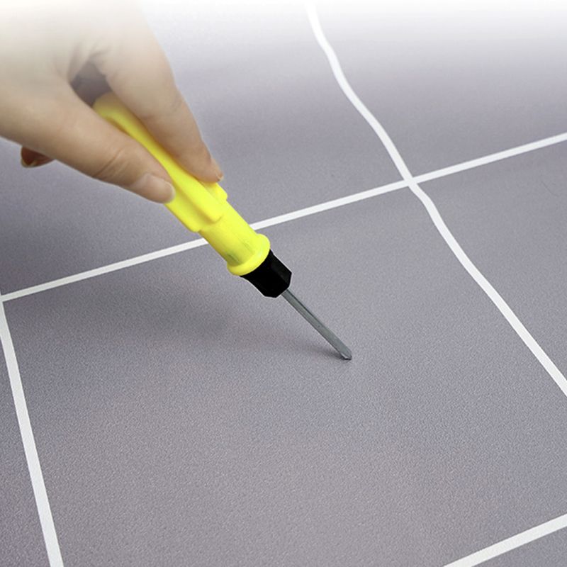 4mm Thick PVC Flooring Living Spaces Smooth Peel & Stick Vinyl Flooring Clearhalo 'Flooring 'Home Improvement' 'home_improvement' 'home_improvement_vinyl_flooring' 'Vinyl Flooring' 'vinyl_flooring' Walls and Ceiling' 1200x1200_8407de19-b9b3-4448-9819-6f9a87762738