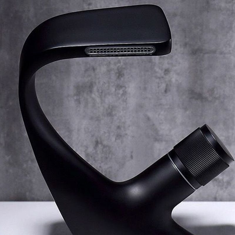 Contemporary Vessel Copper Brass Knob Handle Low Arc Vessel Faucet Clearhalo 'Bathroom Remodel & Bathroom Fixtures' 'Bathroom Sink Faucets' 'Bathroom Sinks & Faucet Components' 'bathroom_sink_faucets' 'Home Improvement' 'home_improvement' 'home_improvement_bathroom_sink_faucets' 1200x1200_845f3c50-644c-4838-800b-70bd9c08cd1c