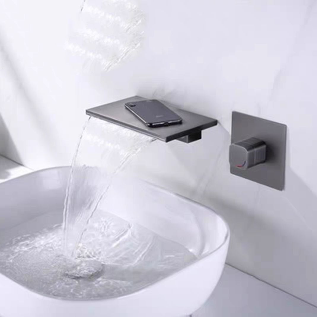 Waterfall Spout Tub Faucet Trim Metal Knob Handle Bathtub Faucet Clearhalo 'Bathroom Remodel & Bathroom Fixtures' 'Bathtub Faucets' 'bathtub_faucets' 'Home Improvement' 'home_improvement' 'home_improvement_bathtub_faucets' 1200x1200_846409cd-fc8b-4a6f-a682-7b83159aceba