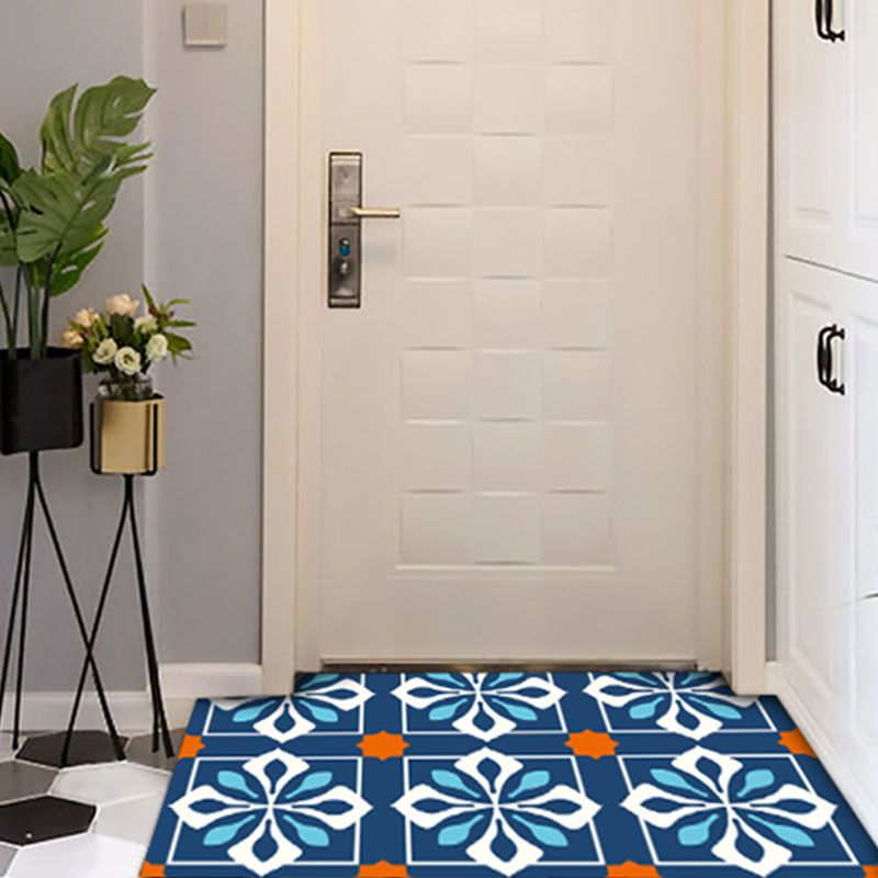 Modern Peel and Stick Tile Vinyl Square Peel & Stick Mosaic Tile Clearhalo 'Flooring 'Home Improvement' 'home_improvement' 'home_improvement_vinyl_flooring' 'Vinyl Flooring' 'vinyl_flooring' Walls and Ceiling' 1200x1200_8645b394-24c6-42e0-b4e8-2abf2ba61806