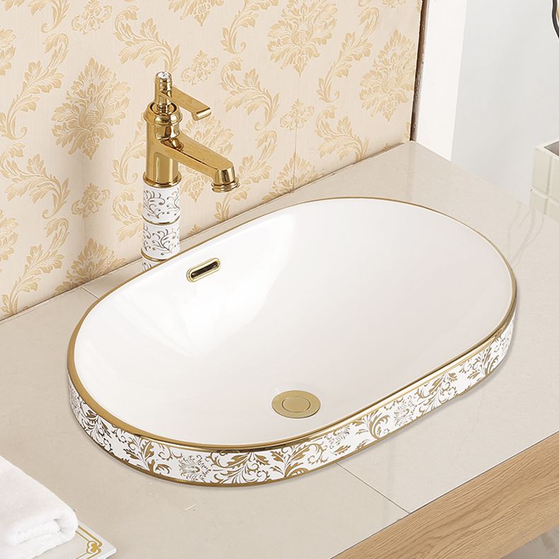 Traditional Bathroom Sink Porcelain Oval-Shape Vessel Bathroom Sink with Pop-Up Drain Clearhalo 'Bathroom Remodel & Bathroom Fixtures' 'Bathroom Sinks & Faucet Components' 'Bathroom Sinks' 'bathroom_sink' 'Home Improvement' 'home_improvement' 'home_improvement_bathroom_sink' 1200x1200_87d1398d-7cbe-46ac-b88b-348346815778