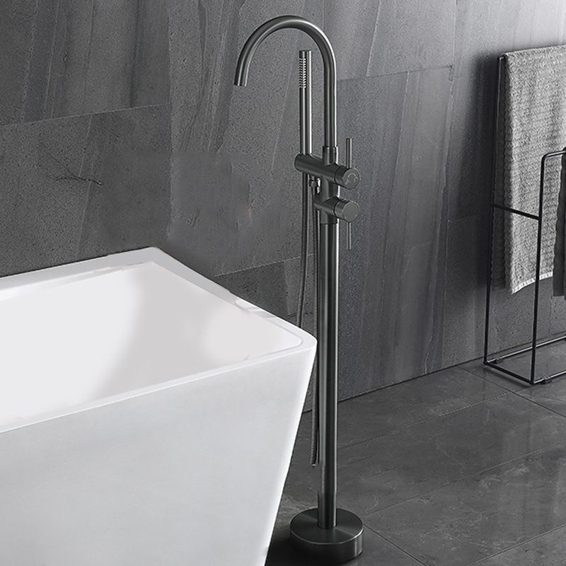 Traditional Style Freestanding Tub Filler Floor Mount Copper Freestanding Tub Filler Clearhalo 'Bathroom Remodel & Bathroom Fixtures' 'Bathtub Faucets' 'bathtub_faucets' 'Home Improvement' 'home_improvement' 'home_improvement_bathtub_faucets' 1200x1200_89114294-003f-4837-b9db-61a2ff6525d3