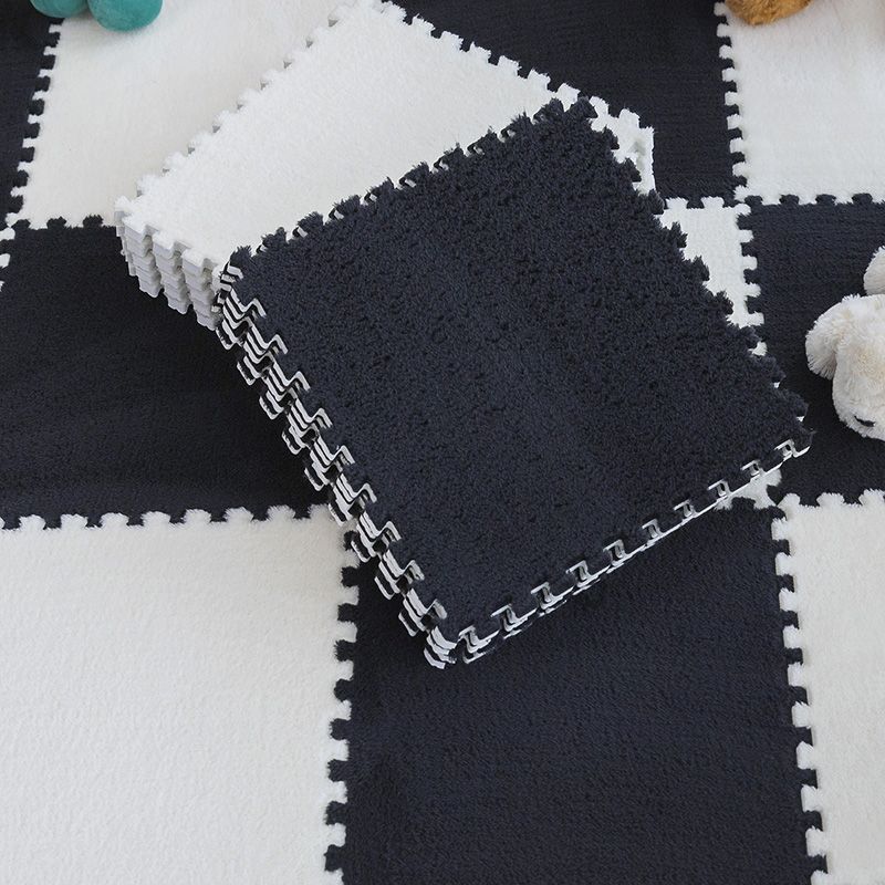 Modern Carpet Tiles Interlocking Square Color Block Carpet Tiles Clearhalo 'Carpet Tiles & Carpet Squares' 'carpet_tiles_carpet_squares' 'Flooring 'Home Improvement' 'home_improvement' 'home_improvement_carpet_tiles_carpet_squares' Walls and Ceiling' 1200x1200_8d02fc47-8c56-4bca-8754-2f65d1db1847