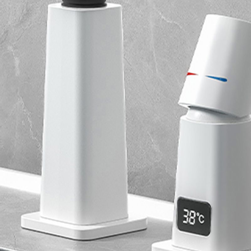 Modern Centerset Faucet Solid Color Single Hole Vessel Sink Bathroom Faucet Clearhalo 'Bathroom Remodel & Bathroom Fixtures' 'Bathroom Sink Faucets' 'Bathroom Sinks & Faucet Components' 'bathroom_sink_faucets' 'Home Improvement' 'home_improvement' 'home_improvement_bathroom_sink_faucets' 1200x1200_8d29f798-ed0b-4c1e-8417-a9570b1d10da