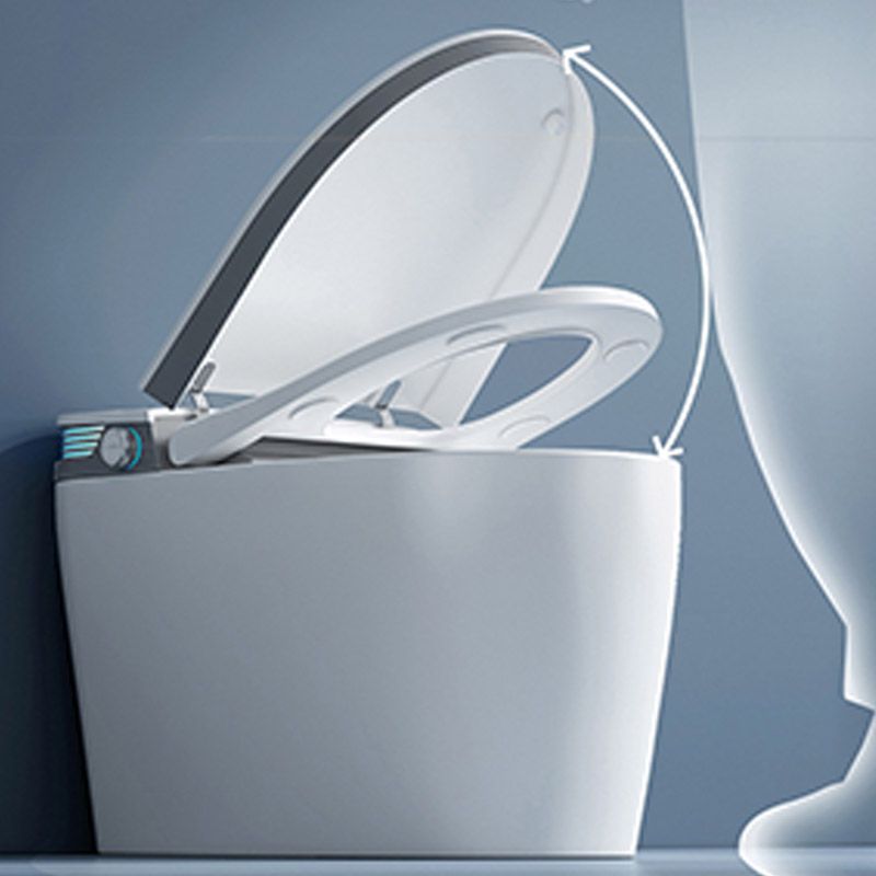 Modern One-Piece Toilet Bowl Floor Mounted Urine Toilet with Slow Close Seat for Washroom Clearhalo 'Bathroom Remodel & Bathroom Fixtures' 'Home Improvement' 'home_improvement' 'home_improvement_toilets' 'Toilets & Bidets' 'Toilets' 1200x1200_8f8fb16c-1c4c-45a6-84ef-dd6739271373