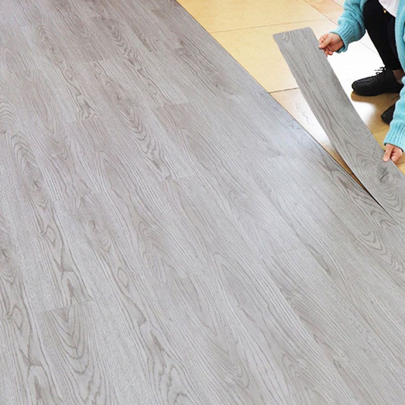 Indoor SPC Flooring Vinyl Wooden Wooden Effect Peel and Stick Flooring Vinyl Clearhalo 'Flooring 'Home Improvement' 'home_improvement' 'home_improvement_vinyl_flooring' 'Vinyl Flooring' 'vinyl_flooring' Walls and Ceiling' 1200x1200_90e2e010-59f9-400f-9399-edf24ce4398e