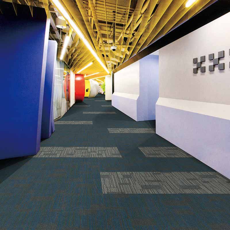 Office Level Loop Carpet Tile Dark Color Fade Resistant Loose Lay Indoor Carpet Tiles Clearhalo 'Carpet Tiles & Carpet Squares' 'carpet_tiles_carpet_squares' 'Flooring 'Home Improvement' 'home_improvement' 'home_improvement_carpet_tiles_carpet_squares' Walls and Ceiling' 1200x1200_93e33cfa-7919-4abb-811a-1e725c13c7b3