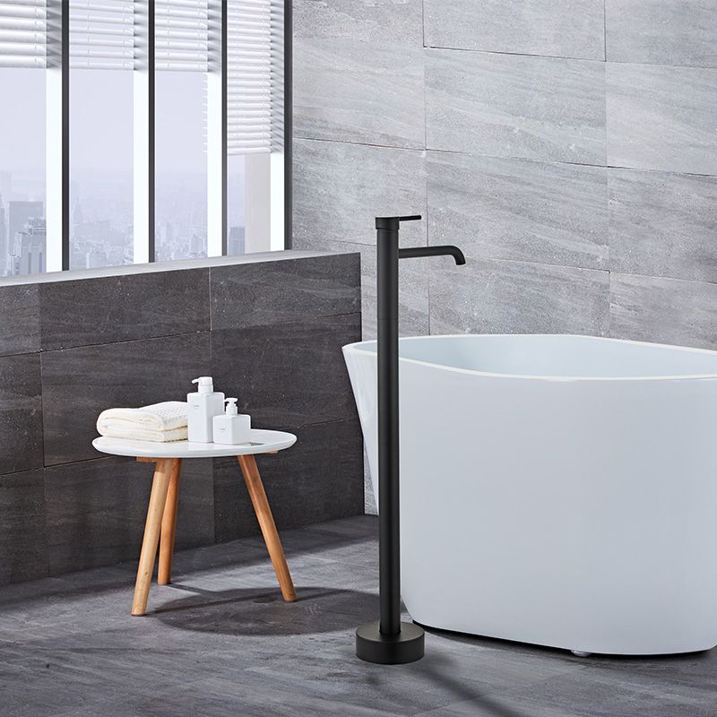 Floor Mounted Metal Freestanding Tub Filler Swivel Low Arc Freestanding Faucet Clearhalo 'Bathroom Remodel & Bathroom Fixtures' 'Bathtub Faucets' 'bathtub_faucets' 'Home Improvement' 'home_improvement' 'home_improvement_bathtub_faucets' 1200x1200_9478db6e-54ee-43de-9414-f055b474d56b