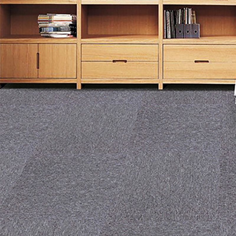 Carpet Tile Fade Resistant Non-Skid Solid Color Loose Lay Carpet Tile Living Room Clearhalo 'Carpet Tiles & Carpet Squares' 'carpet_tiles_carpet_squares' 'Flooring 'Home Improvement' 'home_improvement' 'home_improvement_carpet_tiles_carpet_squares' Walls and Ceiling' 1200x1200_9784a0bf-b85a-4bb8-bcb7-eaad35371595