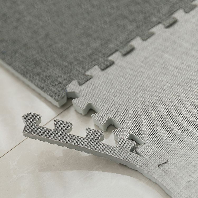 Level Loop Carpet Tile Colorful Non-Skid Interlocking Bedroom Carpet Tiles Clearhalo 'Carpet Tiles & Carpet Squares' 'carpet_tiles_carpet_squares' 'Flooring 'Home Improvement' 'home_improvement' 'home_improvement_carpet_tiles_carpet_squares' Walls and Ceiling' 1200x1200_98efadd5-5398-428b-b4b6-5e24c85c2351