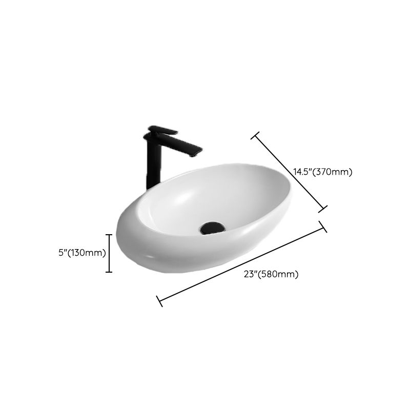 Contemporary Bathroom Sink with Pop-Up Drain Porcelain Oval-Shape Vessel Lavatory Sink Clearhalo 'Bathroom Remodel & Bathroom Fixtures' 'Bathroom Sinks & Faucet Components' 'Bathroom Sinks' 'bathroom_sink' 'Home Improvement' 'home_improvement' 'home_improvement_bathroom_sink' 1200x1200_99d32a5e-c091-40c1-9ba0-70159ff084ff